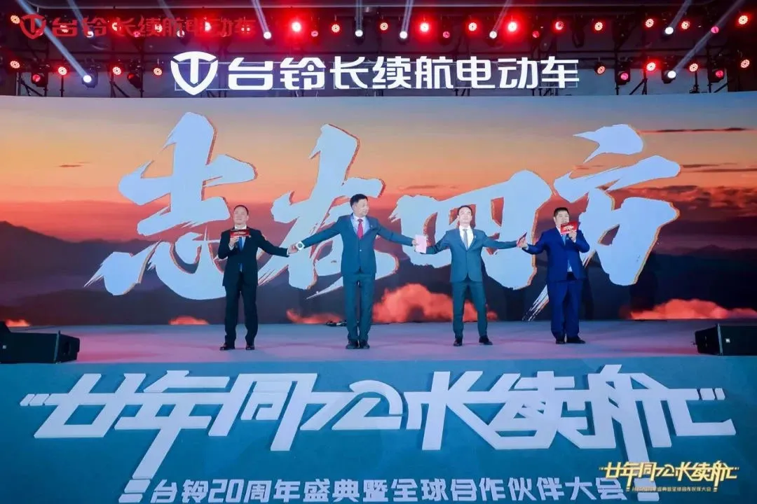 3ff3cee6c17bee96be5ed56fa4f85a5f